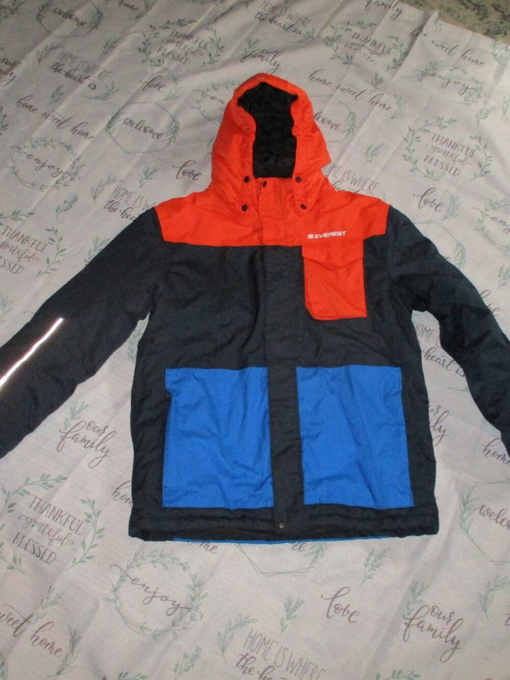 Boys Everest 164 (US size 14-16) winter jacket Coat w/hood TCS Water 3000